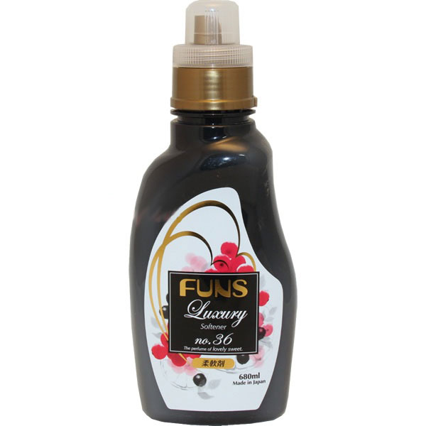 Кондиционер для белья DAIICHI FUNS с ароматом грейпфрута и черной смородины 680 мл