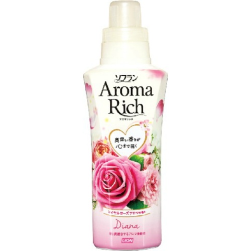 Кондиционер для белья LION Soflan Aroma Rich Diana Диана (крышка с дозатором) 550 мл