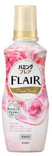 Кондиционер-ополаскиватель для белья KAO Humming (концентрат, тёплый аромат цветочного букета) 520 мл